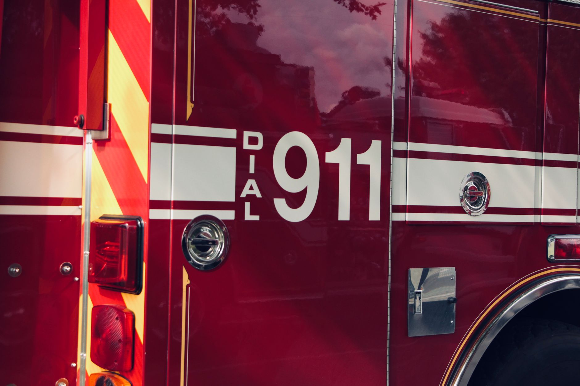 911 hang up prank becoming a problem in Lake County
